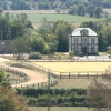 ÉCURIE IDÉALEMENT SITUÉE - CRÉVECOEUR-EN-AUGE- env. 9 HA