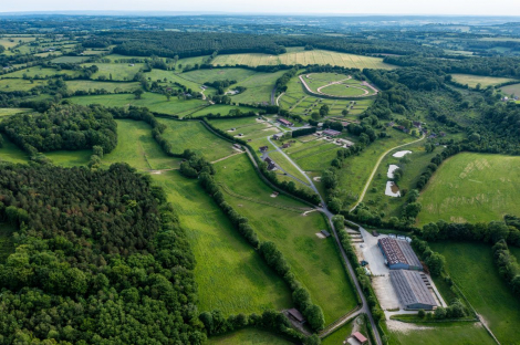 HARAS ENV. 180 HA -  HARAS ENV. 180 HA