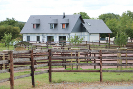 PROPRIÉTÉ / HARAS 68 HA - 15MN CABOURG - 5KM DU CIRALE - 25/30MN DEAUVILLE