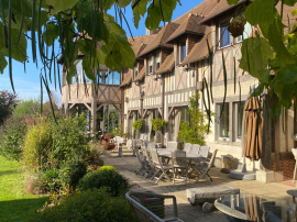 LOVELY PROPERTY VERY CLOSE TO DEAUVILLE LOVELY PROPERTY VERY CLOSE TO DEAUVILLE